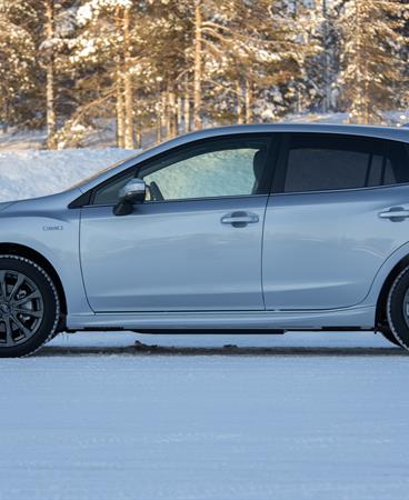 SUBARU-IMPREZA-61